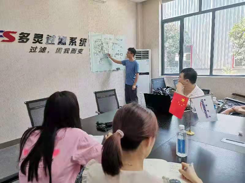 多靈技術(shù)培訓(xùn)，只為更好的服務(wù)
